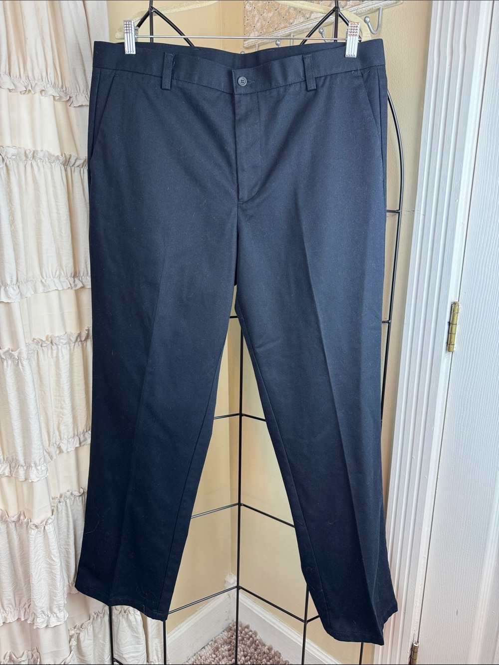 Dockers Men's Black Dress Pants Classic Fit Flat Front 38x32